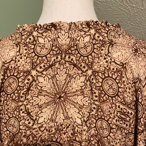 Free People Printed Ruffle Tie V-Neck Blouse - Picture 9 of 14